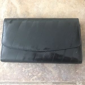 Slick Vintage Clutch